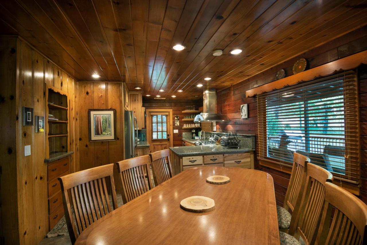 Chalet 48 Sugar Pine