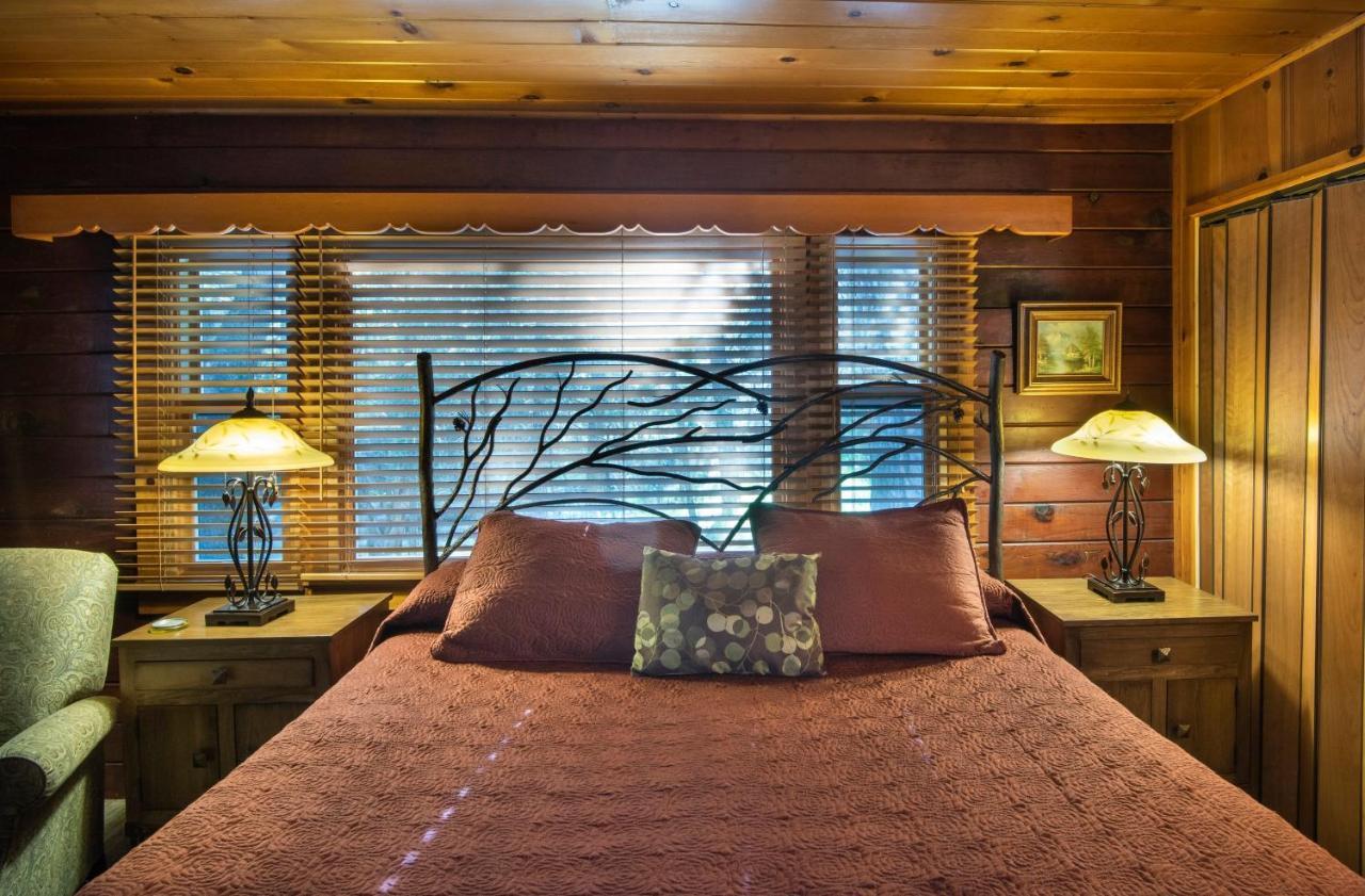 Chalet 48 Sugar Pine